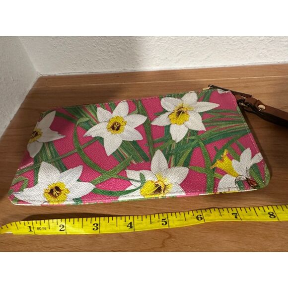 Dooney & Bourke Daffodil Drawstring Bag & Matching Wristlet EUC - Picture 8 of 10